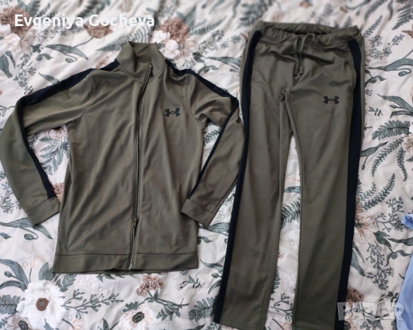 Under Armour нов екип размер S, снимка 2 - Спортни дрехи, екипи - 54420612
