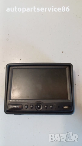 Дисплей Rosen AV7500 XE0712D-E демонтиран от Nissan Pathfinder (2009)