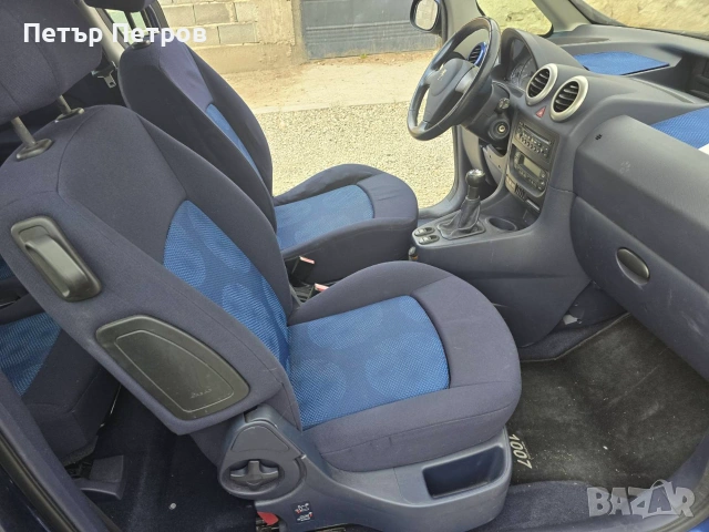 Peugeot 1007 1.4HDI 64hp Clima-ТОП състояние!, снимка 11 - Автомобили и джипове - 54978446
