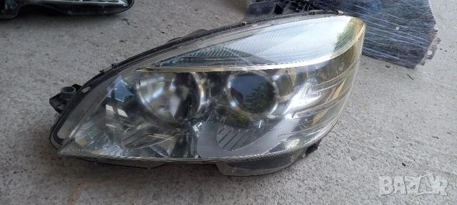 Ляв фар за Mercedes W204 C-Class