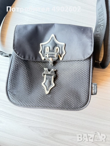 Продавам мъжка чанта Trapstar. , снимка 2 - Чанти - 55473149