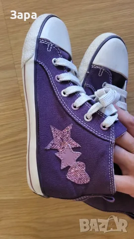 нови кецове Clarks, 32.5ти номер, снимка 6 - Детски обувки - 55484491