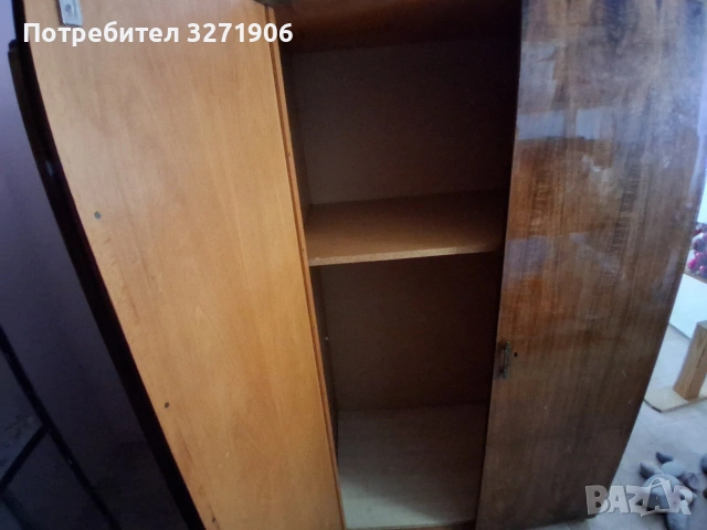 Трикрилен гардероб, снимка 6 - Гардероби - 55050272