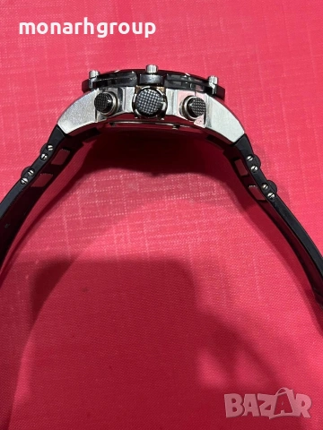 Часовник Invicta 19526 , снимка 6 - Мъжки - 54232166