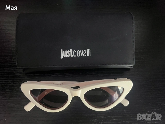 40 евро като нови JUST CAVALLI слънчеви очила. Цена 40 евро. Намират се в София. 