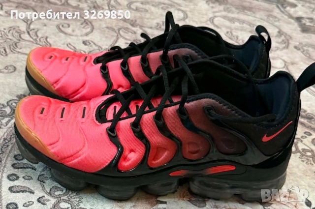 Nike Air VaporMax Plus Darth Maul номер 44 (28 см.), снимка 2 - Маратонки - 55242124