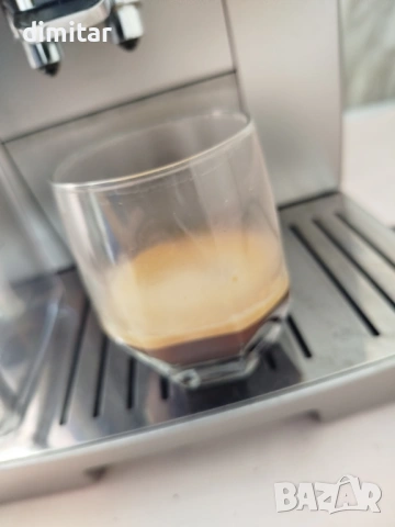 Кафе автомат Delonghi Dinamica Plus , снимка 10 - Кафемашини - 54792846
