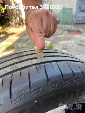Гуми Bridgestone 18 цола, 2 бр., снимка 2 - Гуми и джанти - 55249005