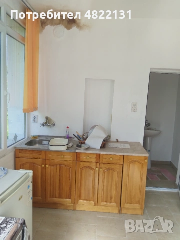 Продавам къща с пет стаи и три бани със нов покрив санирана вътре и от вън, снимка 8 - Къщи - 54518797