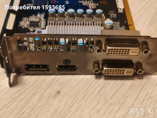 Видео карта GIGABYTE R9 2GB за ремонт , снимка 4 - Видеокарти - 54403283