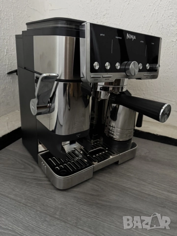 Комбинирана Кафемашина 3-в-1 Ninja Luxe Café Pro ES701EU Кафеавтомат (Еспресо, Филтър, Cold Brew)