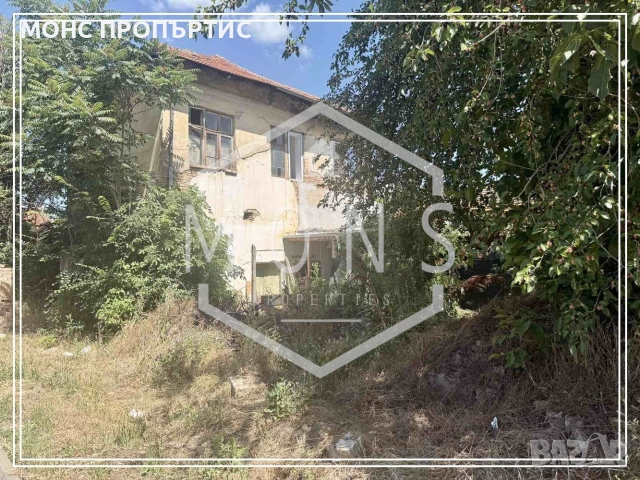 За продажба втори етаж от къща в центъра на гр. Полски Тръмбеш, обл. Велико Търново., снимка 2 - Етаж от къща - 55035018
