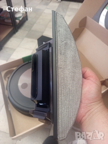 Прахосмукачка робот iRobot Roomba combo j5, снимка 4 - Прахосмукачки - 55016875