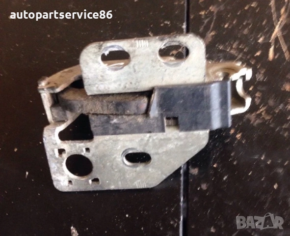 Механизъм за заключване на задна врата за Mercedes W906 Sprinter (2006-2011) A9067401235, снимка 2 - Части - 53997894