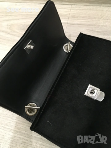 Valentino By Mario Valentino мини чанта, снимка 8 - Чанти - 53999905