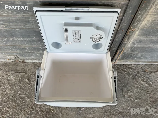 Хладилна чанта MOBICOOL 12V и 220V  26L, снимка 7 - Хладилни чанти - 55337797