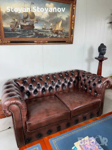 Chesterfield/Честърфийлд Луксозна кожена гарнитура (3+1+1) – класика с характер и стил, снимка 5 - Дивани и мека мебел - 55397995
