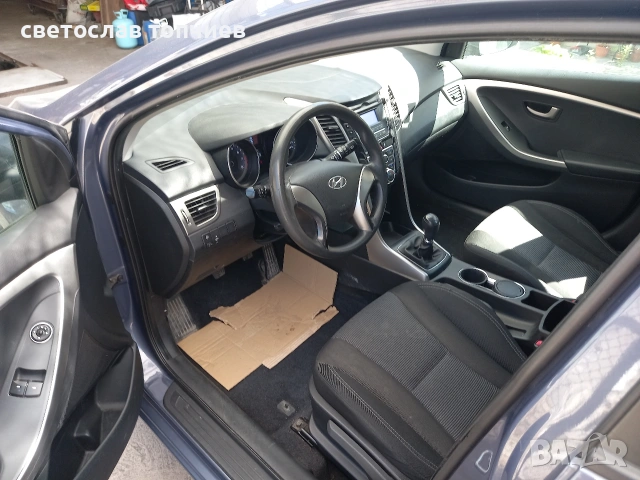 Хюндай i30, снимка 10 - Автомобили и джипове - 54707282