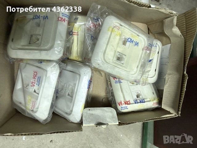 телефонни стенни розетки Vi-Ko,, снимка 2 - Стационарни телефони и факсове - 55472723