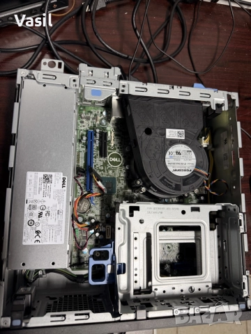 Настолен Компютър Dell Optiplex 7060, снимка 2 - Работни компютри - 55271597