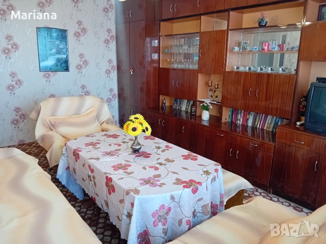 кв.Владиславово 70кв.м. 3 стаен 300е обзаведен
