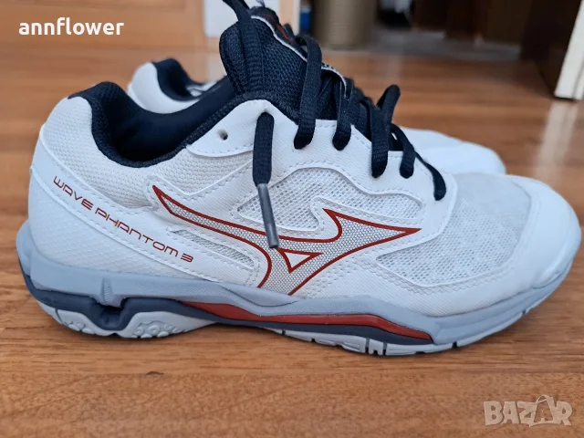 Маратонки Mizuno Wave Phantom 3