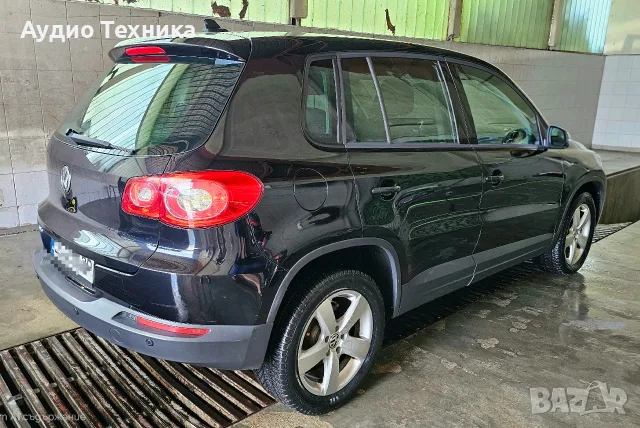VW Tiguan 2011 2.0 TDI Bluemotion, снимка 4 - Автомобили и джипове - 55304726