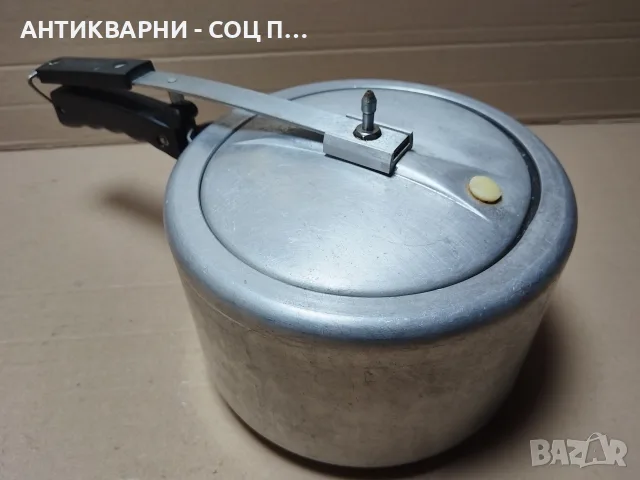 Стара Соц Италианска Алуминиева Тенджера Под Налягане PRONTO / 4 Литра. / НОМЕР 1094., снимка 2 - Антикварни и старинни предмети - 55324300
