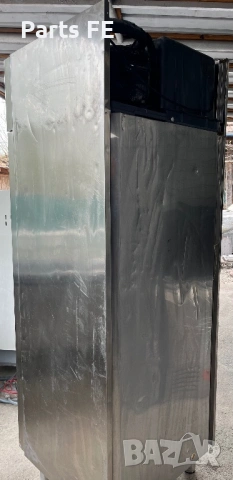 Професионален фризер вертикален професионално кухненско и барово оборудване, снимка 3 - Обзавеждане на кухня - 54166125