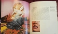 Културна история на червилото / Read my lips. A Cultural History of Lipstick, снимка 9