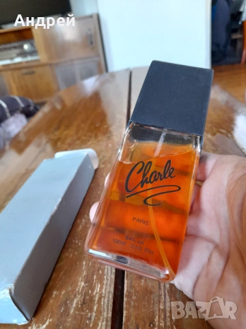 Стар одеколон Charlie, снимка 4 - Други ценни предмети - 54368309