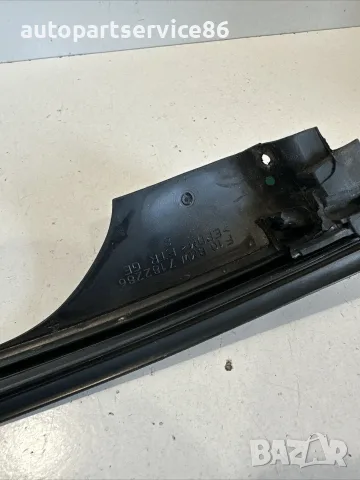 Задно дясно гумено уплътнение за BMW F10 F11 530Xd (2012) 7182286, снимка 2 - Части - 55364207
