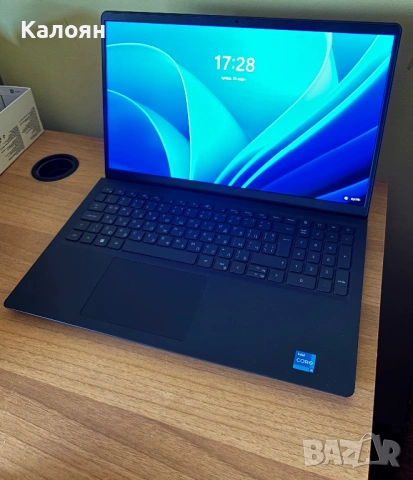Dell Vostro 15 3530 / i5-1334U 13th Gen / 16GB RAM / 512GB SSD + чанта