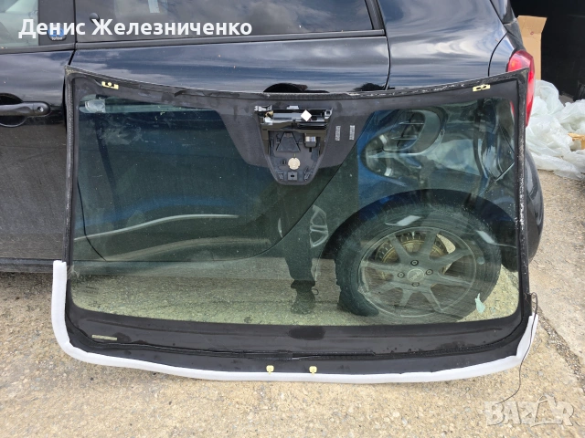 Предно стъкло Mazda CX-30 2022 година, снимка 2 - Части - 55221506