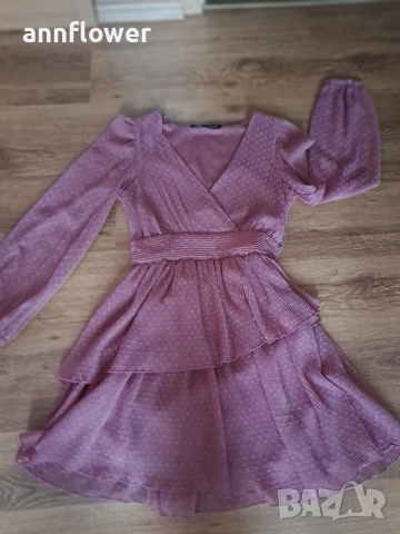 4 рокли Zara XS, Esprit-36, Heyfriday-S Vila-S, снимка 13 - Рокли - 54483938