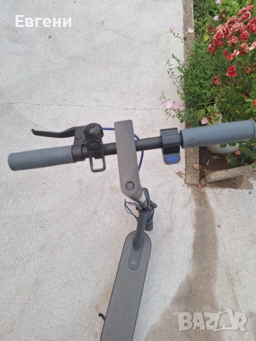 Електрическа тротинетка Xiaomi MI Electric Scooter 3., снимка 7 - Велосипеди - 55148948