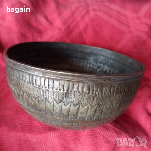 Сачанов възрожденски тас., снимка 3 - Антикварни и старинни предмети - 54606339