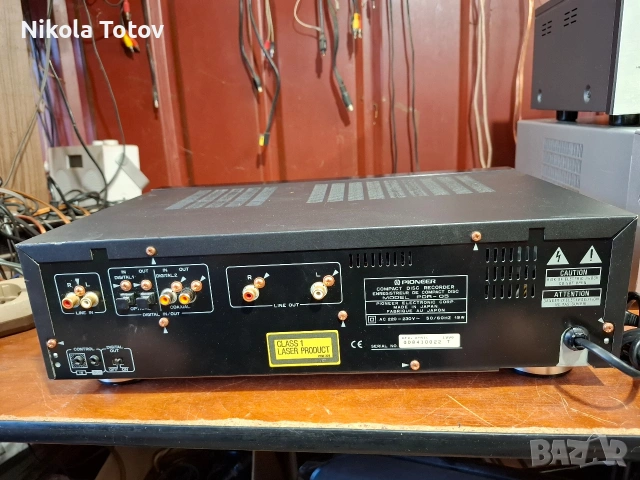 Продава се COMPACT DISC RECORDER Pioneer PDR-05. , снимка 5 - Ресийвъри, усилватели, смесителни пултове - 54840520
