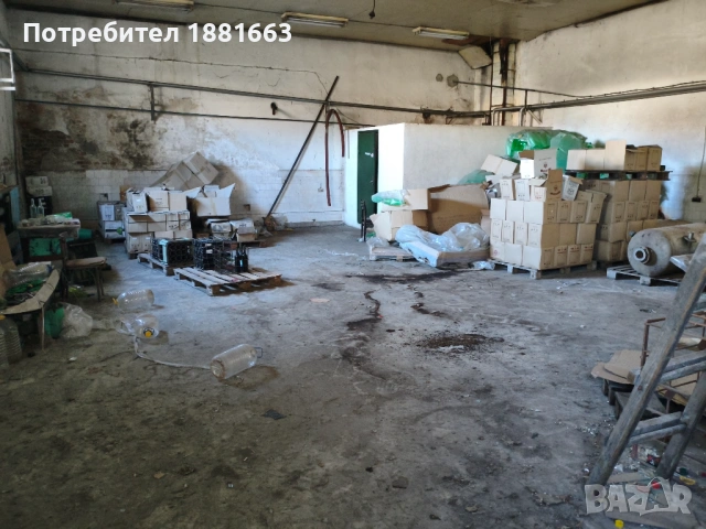 Продава се Промишлен имот с площ 5800 кв.м. ТИР достъп,  общо 11 бр. сгради с обща застроена площ 20, снимка 9 - Производствени сгради - 54146463