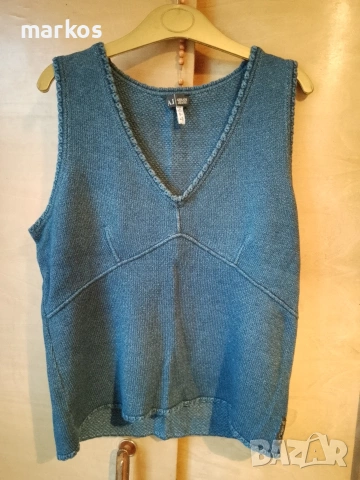 Чисто нов оригинален винтидж топ ARMANI JEANS - Made in Italy, снимка 5 - Елеци - 55148680