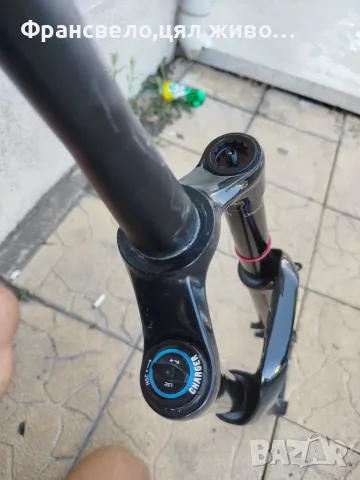 29 цола вилка за велосипед колело като ново rock shox lyrik ultimate , снимка 4 - Части за велосипеди - 55427027
