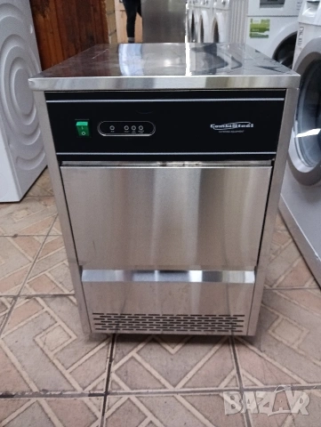 Професионален ледогенератор ICE MAKER 40 литра с една година гаранция!