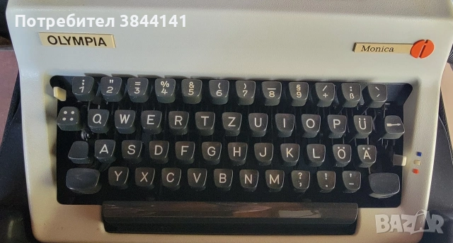 Ретро пишещи машини Olympia, снимка 7 - Антикварни и старинни предмети - 54142166