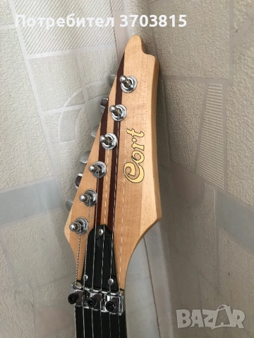 Електрическа китара CORT, снимка 3 - Китари - 54081931