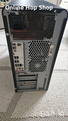 Настолен компютър Asus, снимка 2 - За дома - 54504609