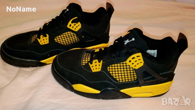 Jordan Air 4 Retro Thunder 36н., снимка 2 - Детски маратонки - 54589863
