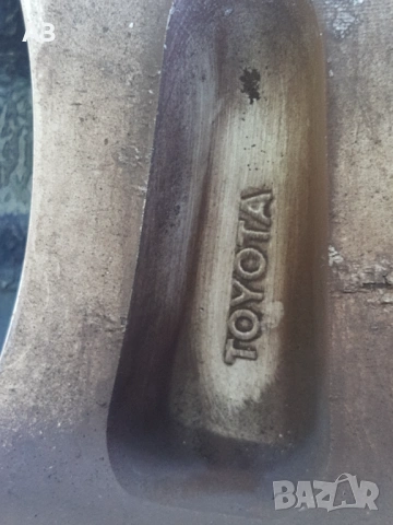 Toyota Land Cruiser 120, снимка 6 - Гуми и джанти - 54849388