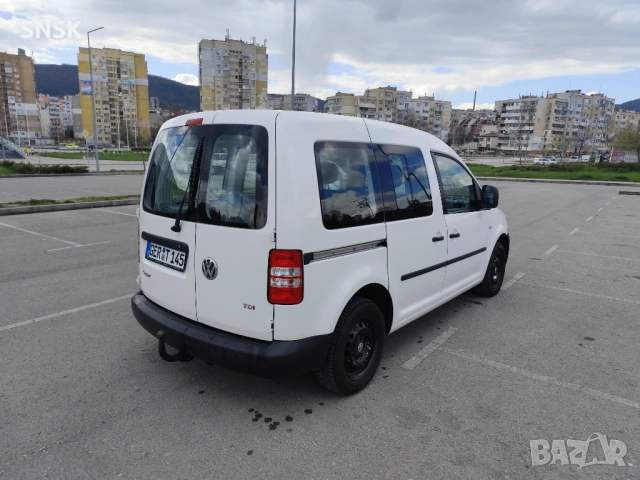 Vw caddy 1.6 tdi, снимка 12 - Автомобили и джипове - 54173778