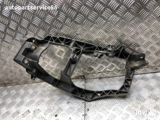 Конзола / държач за преден десен фар за Mitsubishi Colt (2003-2008) MN105060, снимка 2 - Части - 54792481