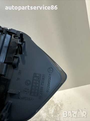 Рамка за дисплей GPS за Mercedes W212 2.2 CDI (2012) A2126801336, снимка 3 - Части - 53998643